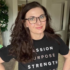 Meet your Posher, Dana